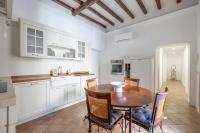 Appartamento Grande con 2 Camere da Letto