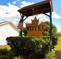 Maple Leaf Lodge - Bed and Breakfast Schroon Lake