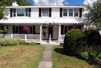 Maple Leaf Lodge - B&B