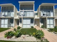 B&B Jurien Bay - Villa 2 on Dalton - Bed and Breakfast Jurien Bay