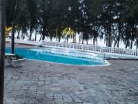 Pantai Puteri Kondominium - Bed and Breakfast Kampung Bukit Darat