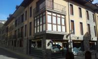 Apartamentos Valle de Tena - Biescas 3000 - B&B Biescas