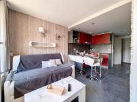 Appartement moderne rénové au pied des pistes avec balcon - FR-1-344-896 - Chambres d'hôtes Les Ménuires