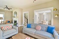 Historic College Hill Home with Front Porch! - B&B Bowling Green