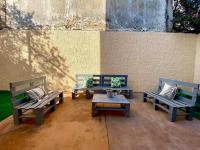 Planta Baja Enorme, Jardín, Parking, Hasta 11 Pax - Chambres d'hôtes Guadalajara