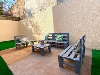 Planta Baja Enorme, Jardín, Parking, Hasta 11 Pax - Chambres d'hôtes Guadalajara