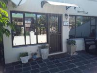 Mona's Risibiki - B&B Kleinmond