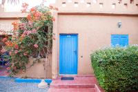 La Maison de l'Homme Bleu - Bed and Breakfast Tirhmert