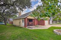 Family Retreat ~ 1 Mi to Hill Country Mile! - Chambres d'hôtes Boerne
