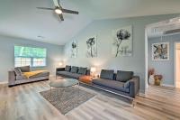 Tasteful Greensboro Haven about 3 Mi to Downtown! - B&B Greensboro