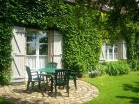 Gîte charmant avec cheminée, jardin privé et 3 chambres dans un ancien corps de ferme - FR-1-410-128 - B&B
