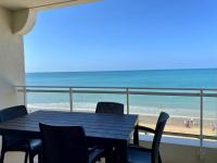 Appartement avec balcon-terrasse, parking privatif et accès plage à Longeville-sur-Mer - FR-1-336-28 - B&B