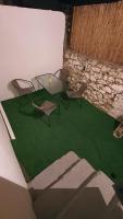 Larry's little place in the center of Gytheio - B&B