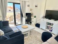Sea View Penthouse Apartment or Studio with Large Terrace in Los Cristianos - B&B Los Cristianos