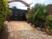 Green Homes - Bed and Breakfast Mityana