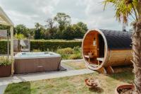 B&B Alveringem - Villa Fortem męt sauna en jacuzzi - Bed and Breakfast Alveringem