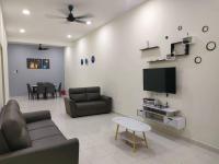 B&B Sitiawan - My Homestay Sitiawan - Astronaut Space House 8 Pax - Bed and Breakfast Sitiawan