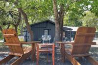 B&B Wimberley - Relaxing Alpaca Ranch Mins from Downtown Wimberley - Bed and Breakfast Wimberley