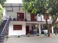 Lion Home Stay Anuradhapura - Chambres d’hôtes