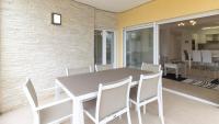 Modern 2 Bedroom Apartment 100 m From The Beach - Bed and Breakfast Xàbia
