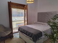 Apartamento con balcón cerca de Gran Vía, Granada centro QH Gran Vía 02 - B&B Granada