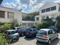 Loft aux portes de Paris - Parking gratuit - B&B Bagnolet