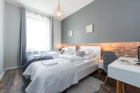 Close to Chopin airport, Cybernetyki, free parking by Cosmo Spirit - B&B