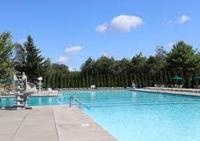 3500sqft Garden View Villa with Fire Pit near Tobyhanna Lake and Kalahari Resort - Chambres d'hôtes Pocono Country Place