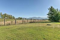 Serene Driggs Cabin about 10 Mi to Grand Targhee! - Bed and Breakfast Driggs