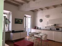 B&B Vigevano - Emma Home adiacente alla Piazza Ducale - Bed and Breakfast Vigevano