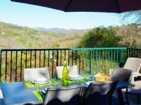 Holiday home with terrace in Villemagne - B&B