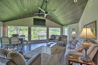 Lakefront Haven Near Oaklawn and Casino Resort! - Chambres d’hôtes