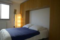 F3 climatisé-terrasse 30 m2- Parking-Antigone - B&B Montpellier