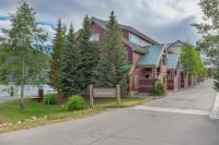 Lakeshore by Summit County Mountain Retreats - Bed and Breakfast Keystone