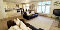 Shore Thing Beachfront Apartment Ramsgate - Sleeps 4 - Chambres d’hôtes