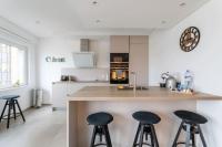 Wonderful Two Bedroom Apartment at Limpertsberg with Parking, near Tram - B&B Luxembourg