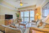 B&B Orlando - Sunny Orlando Condo with Balcony about 1 Mi to Disney! - Bed and Breakfast Orlando