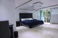 London 248 - B&B