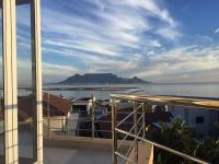 Gull on the Bay Boutique Guest House - B&B Bloubergstrand