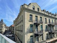 Familienwohnung im Herzen von Bern mit Pool und Sauna - B&B Berna