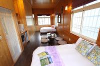 Superior Quadruple Room with Private Bathroom