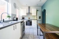 B&B Belfast - Fully Refurbished North Belfast Home - Bed and Breakfast Belfast