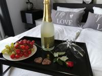Camera Matrimoniale con Letto Supplementare