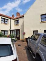 Mirandas Guest House - B&B