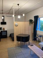 Hurmaava vierassviitti hyvällä sijainnilla! - B&B Naantali