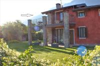 Beata Rose Ferienwohnung (DG) mit Pool - B&B