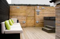 Sleeps 16 with style and space- and a hot tub! - B&B Newquay