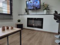 Estudio con vistas a las montañas