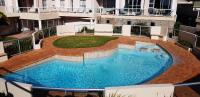 Beachfront Apartment @ Summerseas - B&B