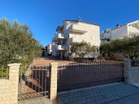 Apartments Basilea - B&B Biograd na Moru